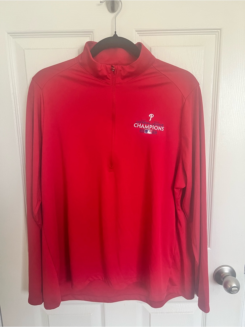 Antigua Red Philadelphia Phillies Champions Quarter-Zip Pullover XXL